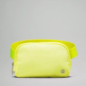 Everywhere Belt Bag - lululemon - Electric Lemon